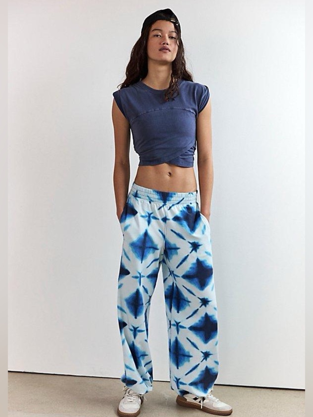 Free People FP Movement Crossover Printed Set Shibari navy combo SIZE M